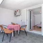 Apartamento Cozy In With Wifi